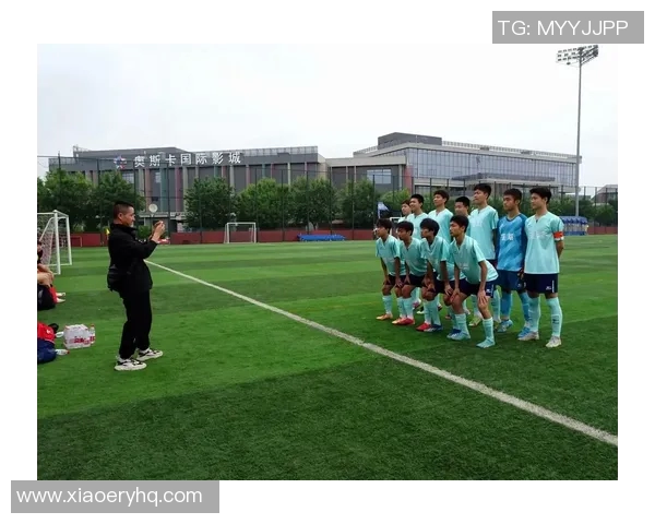 西安足球队逆袭之旅揭秘：从低谷到冠军赛的辉煌蜕变